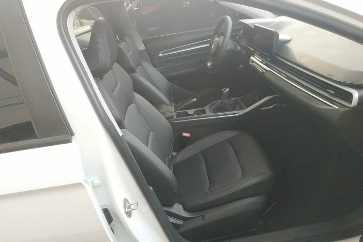 Used Geely Auto Emgrand 2022 4th Generation 1.5L Manual Luxury Model Right Front Seat