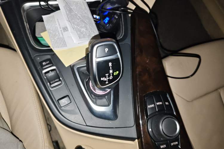 Used BMW 3 Series 2014 328Li Fashion Model
