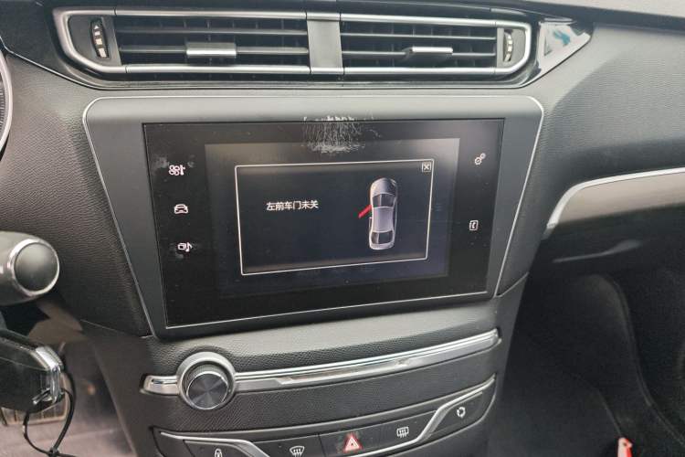 Used Peugeot 408 2014 1.8L Automatic Luxury Edition Audio And AC Panel