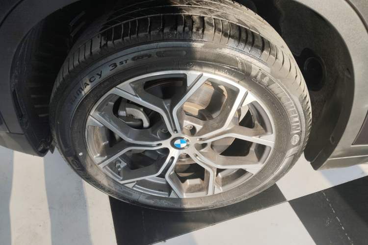 Used BMW X1 2021 Restyled sDrive25Li Leading Edition
