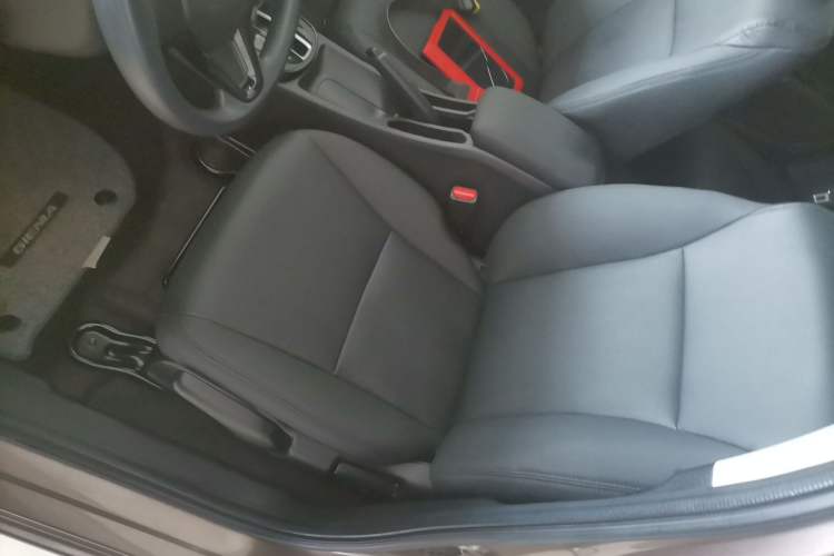 Used Honda Gienia 2017 1.5L CVT Comfort Version
