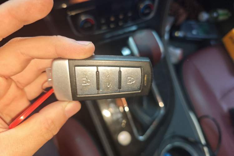 Used Zotye T600 2016 2.0T DCT Prestige Edition
