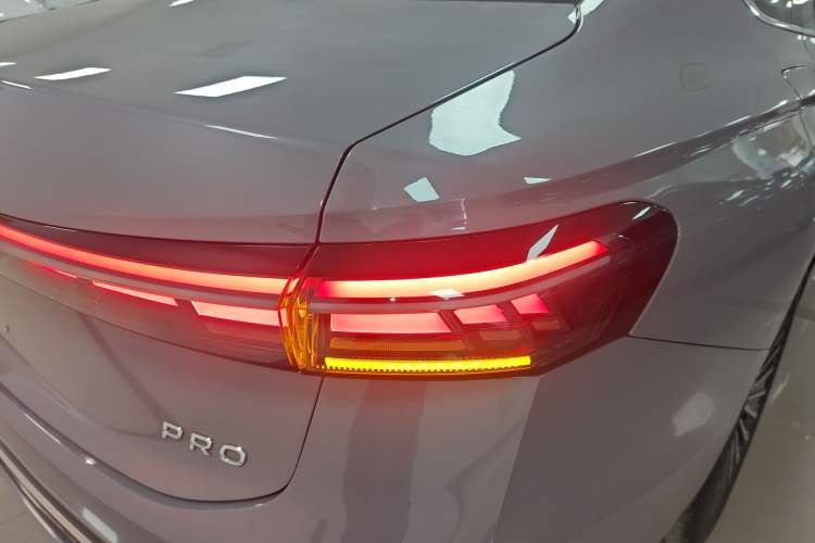 Used Volkswagen Passat 2025 Pro 380TSI Dragon Supreme Edition