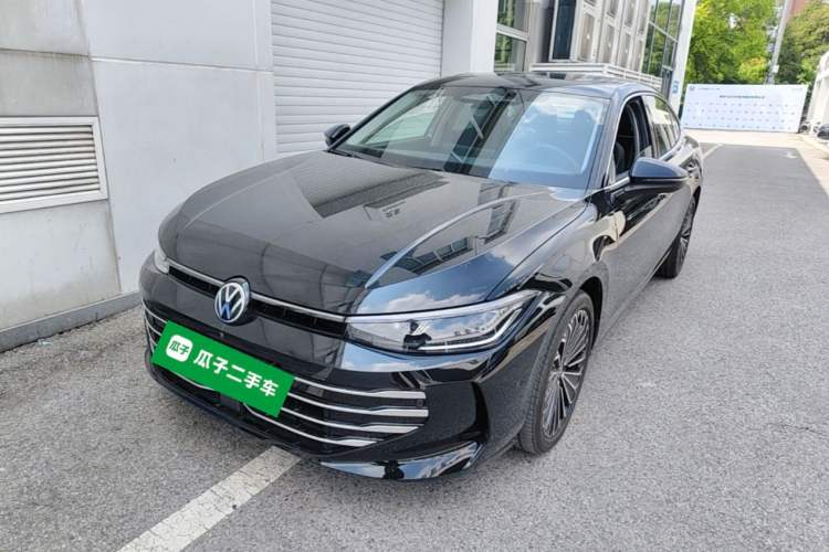 Used Volkswagen Passat 2025 Pro 380TSI Dragon Supreme Edition