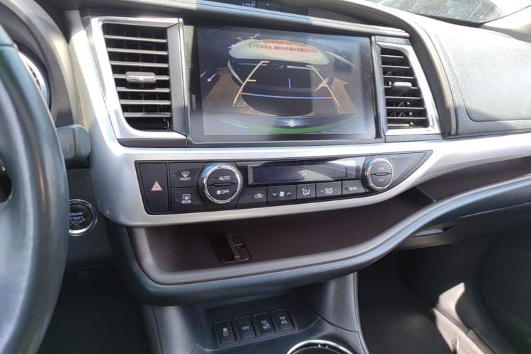 Used Toyota Highlander 2021 2.0T Four-Wheel Drive Luxury Edition 7 Seats
