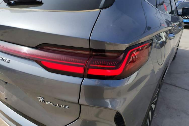 Used BYD Song PLUS New Energy 2024 HONOR Edition DM-i 110km Flagship Model
