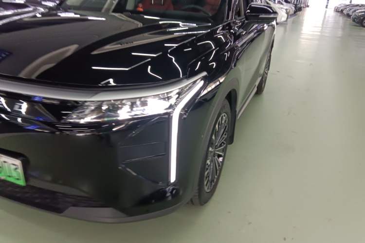 Used EXEED Stellar C-DM 2025 210 Extended-Range Pro Two-Wheel Drive