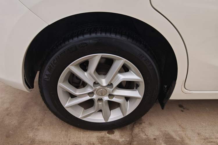 Used Nissan Tiida 2021 1.6L CVT Smart Drive Edition Right Rear Wheel Hub