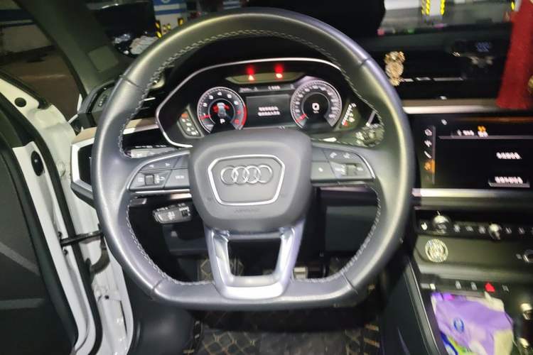 Used Audi Q3 2024 35 TFSI Stylish and Elegant Edition
