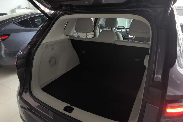 Used Leapmotor B10 2025 510 Joyful Edition Trunk