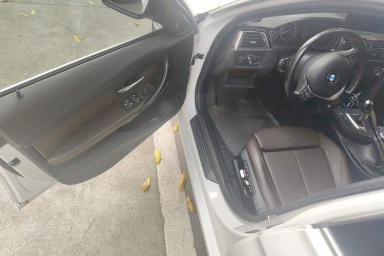 Used BMW 3 Series 2019 320Li Fashion Model Driver Seat