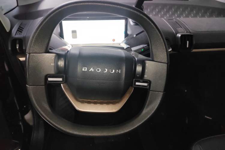Used Baojun KiWi EV 2022 Artist Lite Edition Ternary Lithium Steering Wheel
