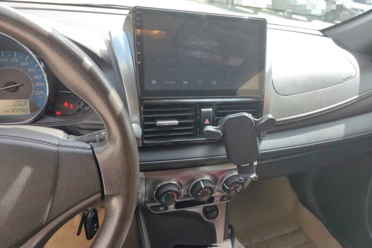 Used Toyota YARiS L Zhi Xuan 2014 1.3E Manual Charm Edition
