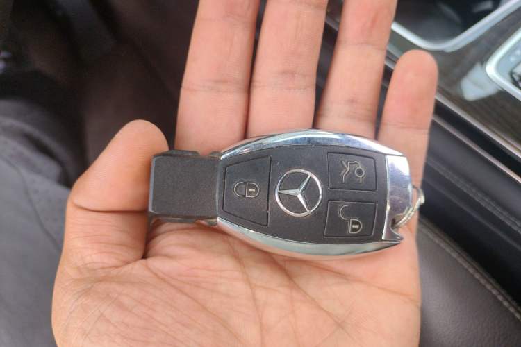 Used Mercedes-Benz GLC 2017 GLC 260 4MATIC Luxury Model