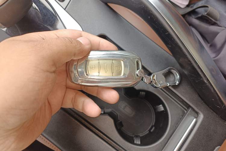 Used Geely Auto Emgrand X7 Sport 2021 1.8TD DCT Two-Wheel Drive Asian Games Edition Interior 1