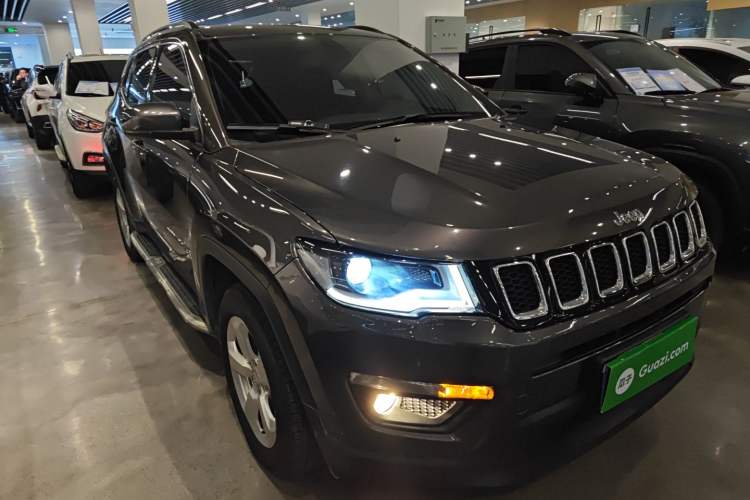 Used Jeep Compass 2019 220T Automatic Family Edition