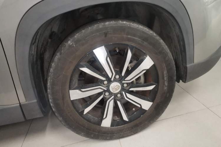 Used Baojun 530 2019 1.5T CVT Prestige Version National V Right Front Wheel Hub