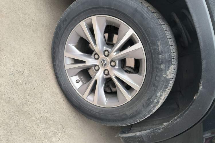 Used Toyota Highlander 2015 2.0T Two-Wheel Drive Elite Edition 7 Seats
