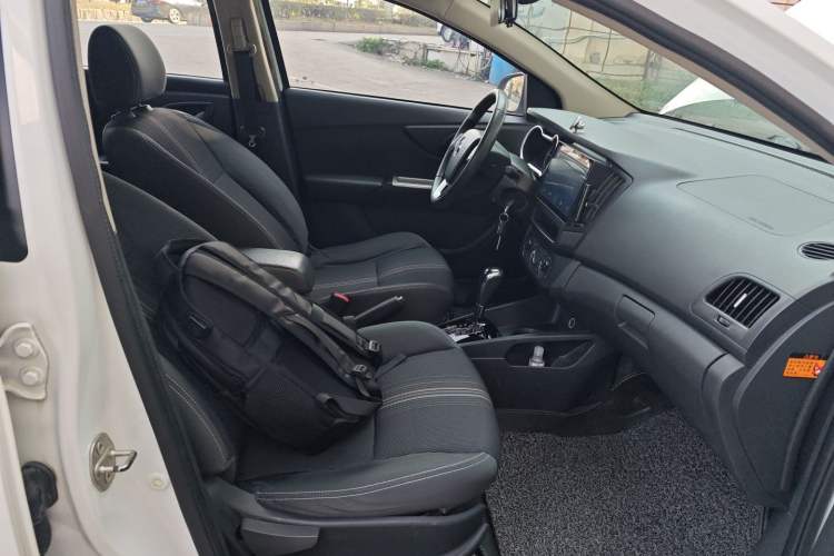 Used Dongfeng Aeolus AX3 2016 1.5L Automatic Shangkue Model