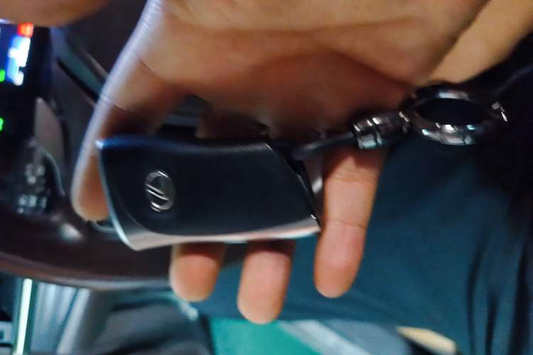 Used Lexus ES 2018 200 Excellence Edition China V Standard Vehicle Key