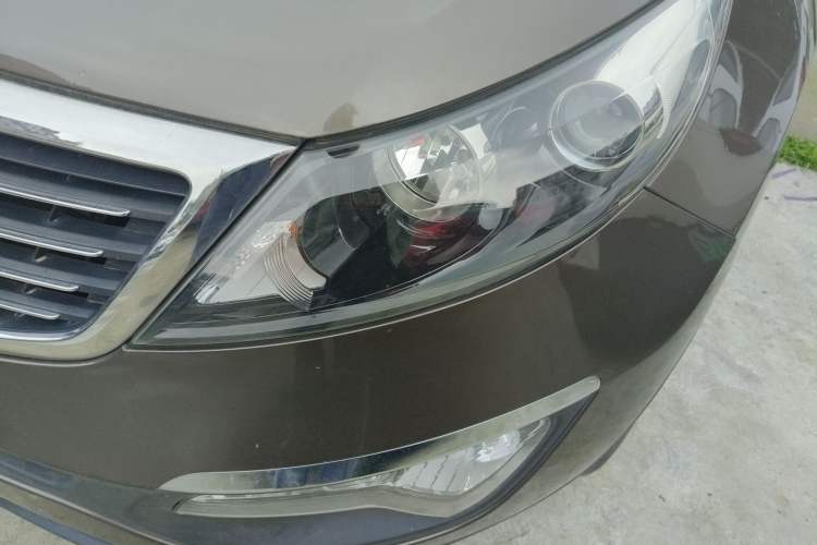 Used Kia Sportage R 2014 2.0L Automatic Two-Wheel Drive DLX Left Front Headlight