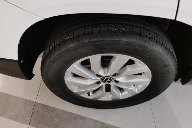 Used Volkswagen Tharu 2021 280TSI Two-Wheel Drive Trend Edition Right Rear Wheel Hub