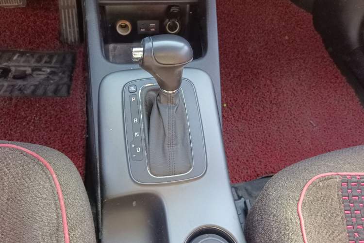 Used Kia K3 2015 1.6L Automatic GLS
