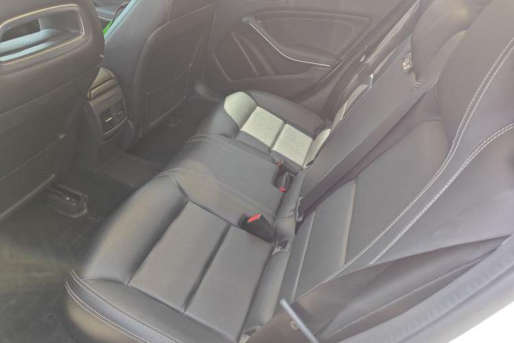 Used Mercedes-Benz GLA 2018 GLA 220 4MATIC Sport Edition Left Rear Seat