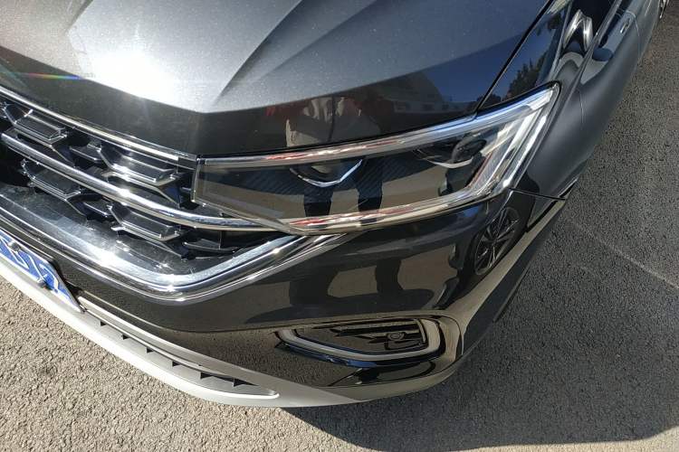 Used Volkswagen Tayron 2023 280TSI Two-Wheel-Drive Luxury Plus Advanced Version
