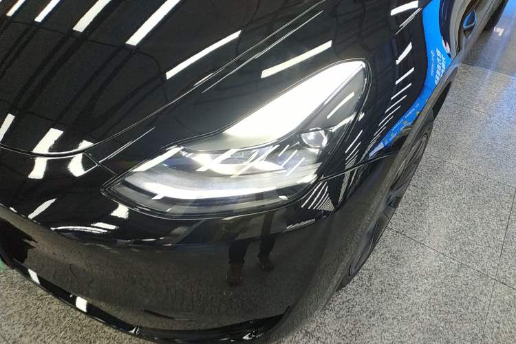 Used Tesla Model Y 2023 Rear-Wheel-Drive Version