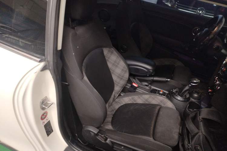 Used MINI 2016 1.5T COOPER Right Front Seat