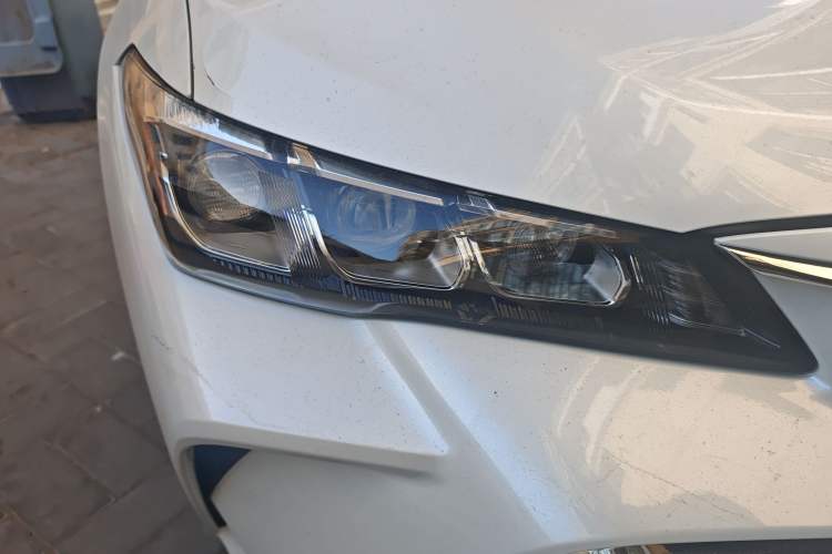 Used Toyota Avalon 2019 2.0L XLE Premium Edition China VI
