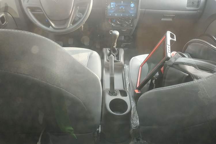 Used Wuling Rongguang 2021 1.5L Extended Standard-Size Enclosed Window Vehicle Power-Assist Version 2 Seats L3C
