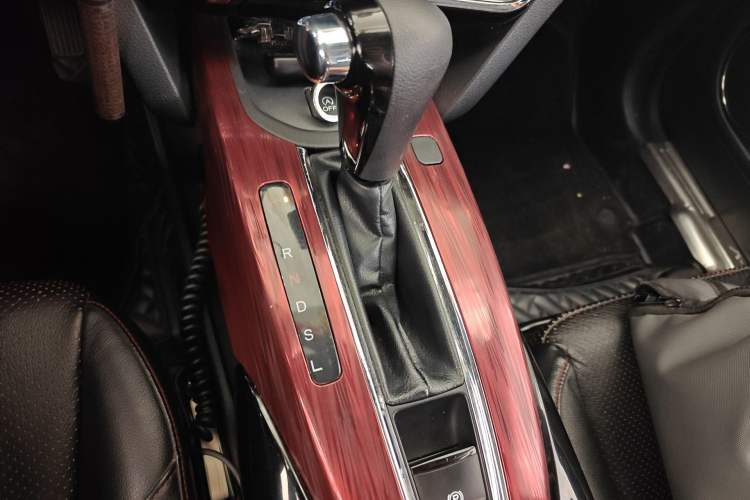 Used Honda XR-V 2015 1.8L VTi CVT Luxury Edition