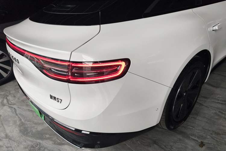 Used Hima Luxeed S7 2024 Max Rear-Drive Long-Range Intelligent Driving Version