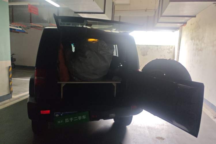 Used BAIC Off-Road BJ40 2016 40L 2.3T Automatic All-Wheel Drive Premium Edition Trunk