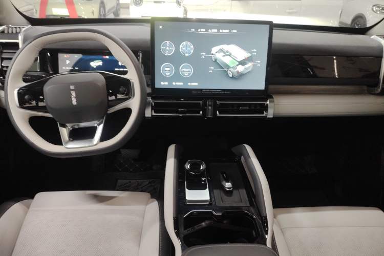 Used iCAR 03 2024 472km Four-Wheel Drive Long-Range Version Audio And AC Panel