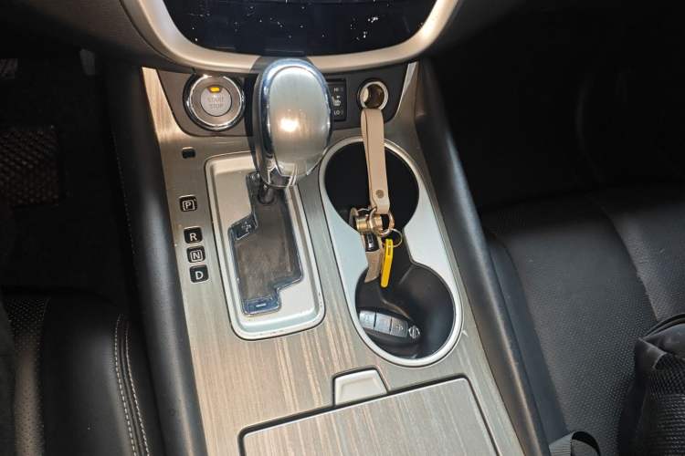 Used Nissan Murano 2016 2.5 S/C HEV XL Four-Wheel Drive Hybrid Prestige Edition
