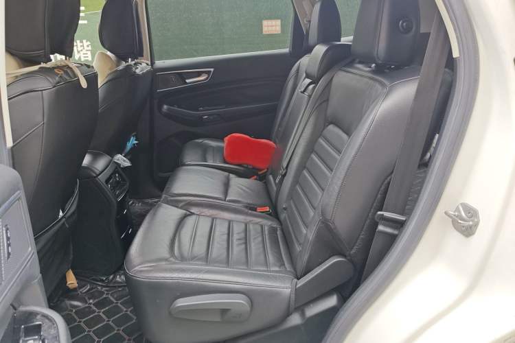 Used Ford Edge 2016 EcoBoost 245 Four-Wheel Drive Titanium Edition 7-Seater