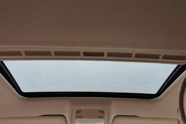 Used Audi A4L 2011 2.0 TFSI Standard Model Headliner