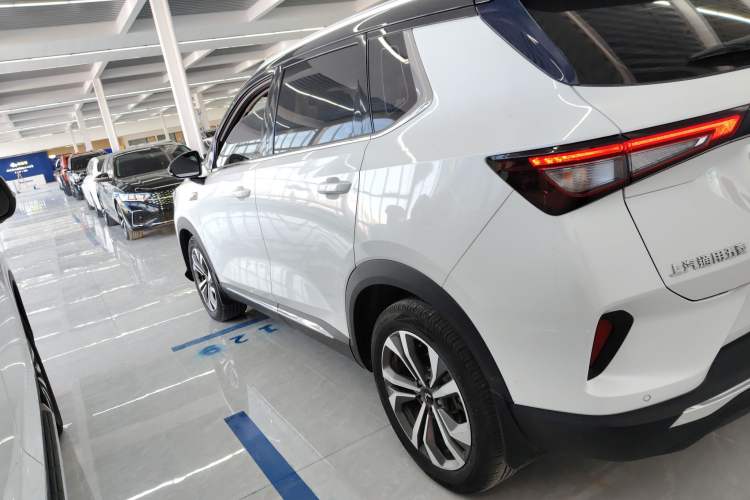 Used Wuling Asta 2021 1.5T CVT Starlight Edition
