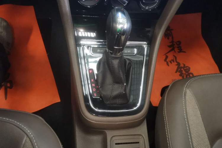 Used Volkswagen Bora 2015 Value Edition 1.6L Automatic Comfort Version