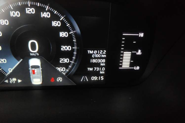 Used Volvo S90 2019 T5 Zhiyi Edition Odometer Close Up