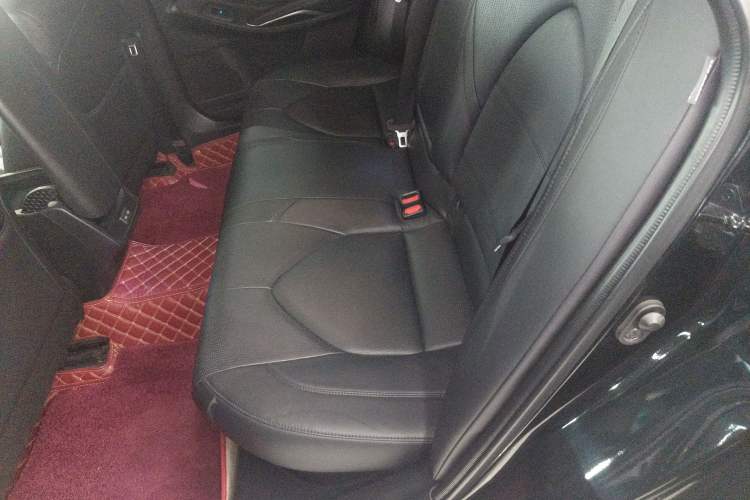 Used Toyota Avalon 2022 Dual-Engine 2.5L Luxury Edition
