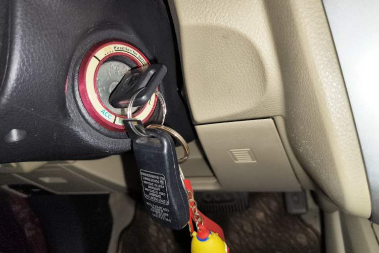 Used Venucia R50 2013 1.6L Automatic Luxury Edition
