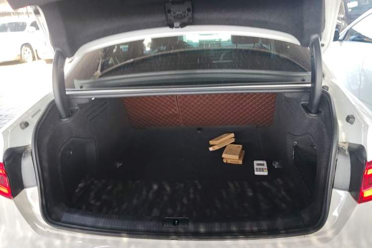 Used Audi A4L 2019 40 TFSI Ambition Version China V