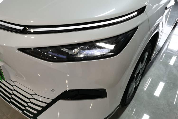 Used XPeng X9 2024 702 Ultra-Long Range Pro