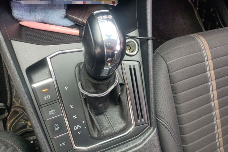 Used Volkswagen Lavida 2019 280TSI DSG Comfort Edition China VI standard Gear Lever