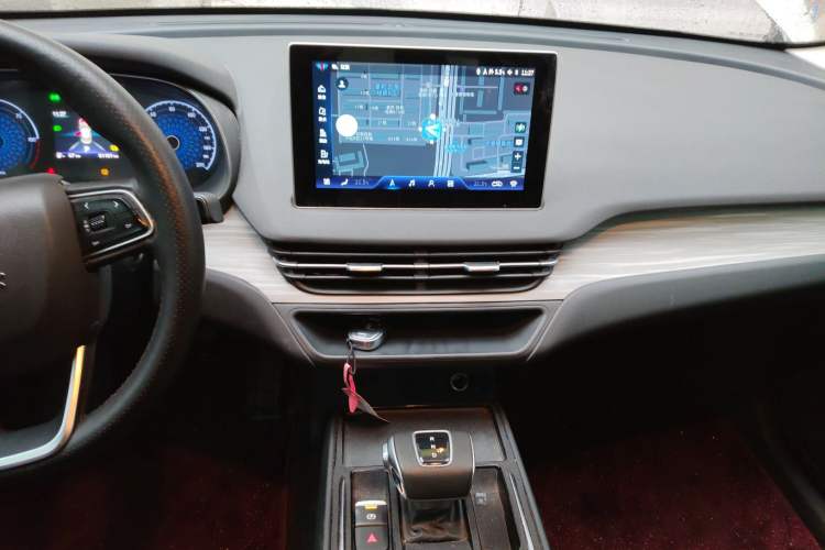 Used Hongqi E-QM5 2024 610 km PLUS