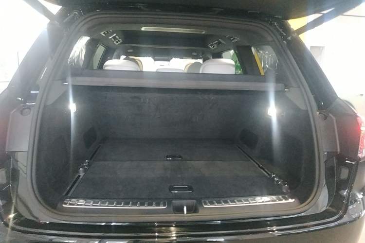 Used Hima AITO M9 2025 Extended-Range Ultra Version 52 kWh 5-Seater Edition Trunk